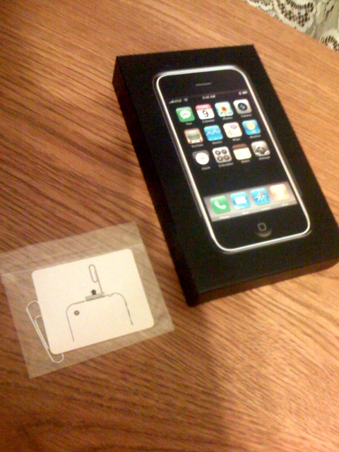 iphonepaperclip.jpg
