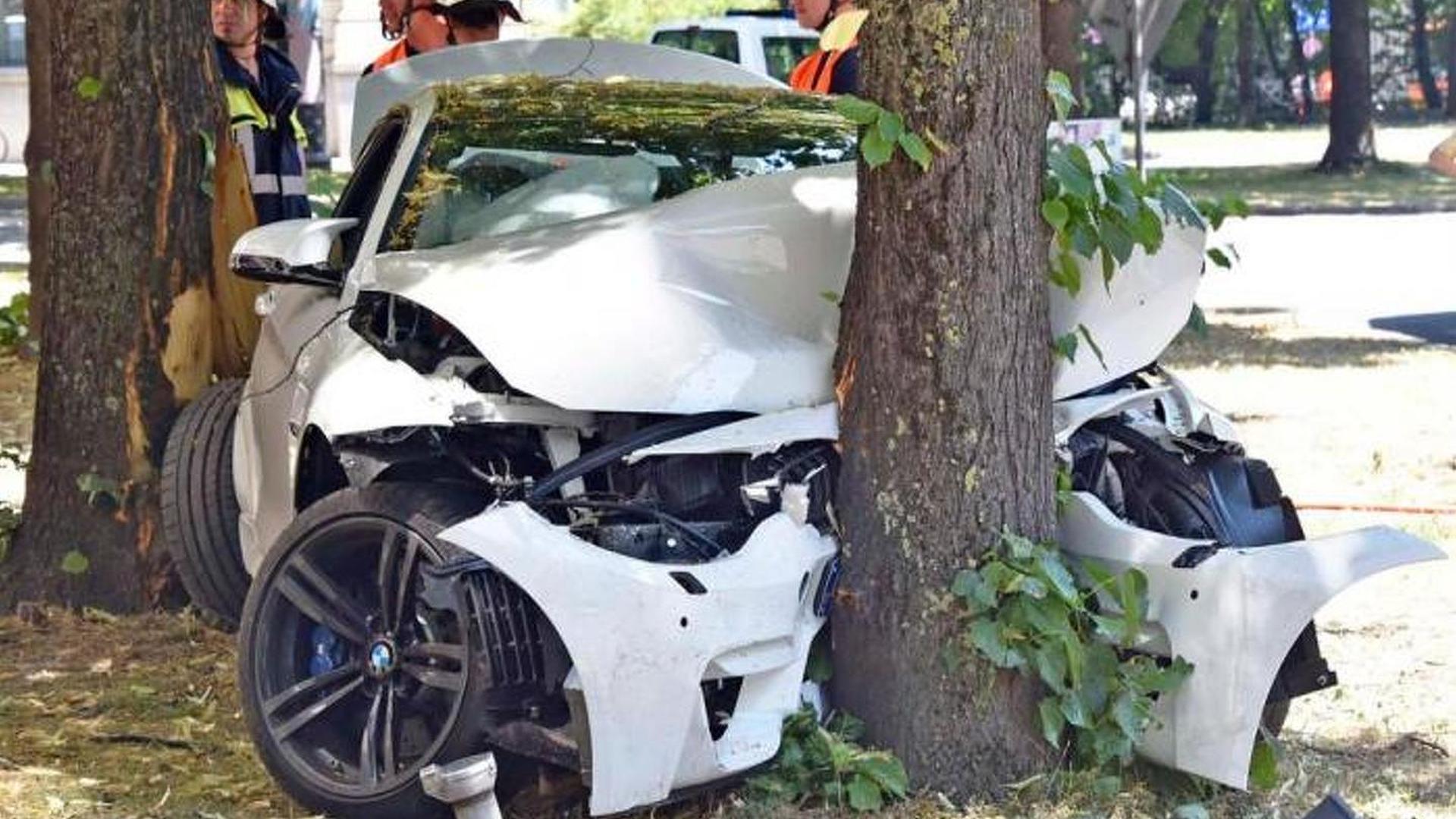2014-483549-bmw-m4-crash-in-germany1.jpg