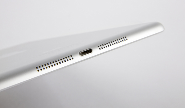 94%7C0000254ef%7C2984_Apple-iPad-mini-Lightning-port.jpg