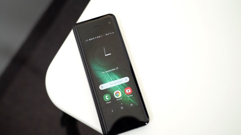 galaxyfoldfolded2-800x450.jpg
