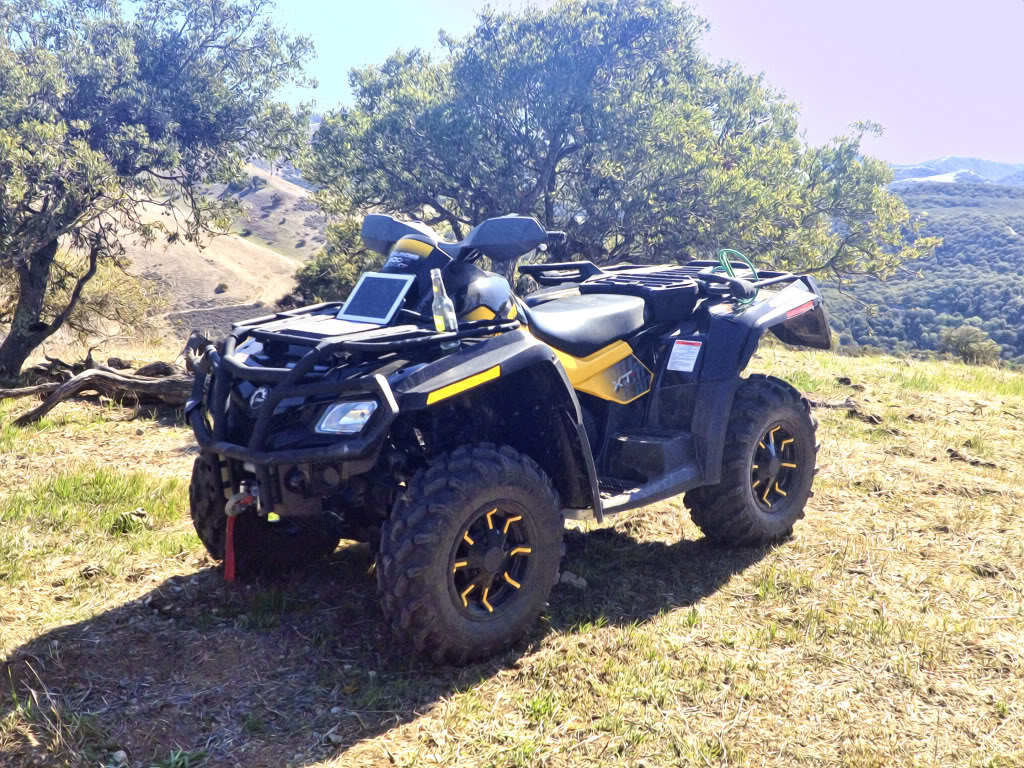 canam002.jpg