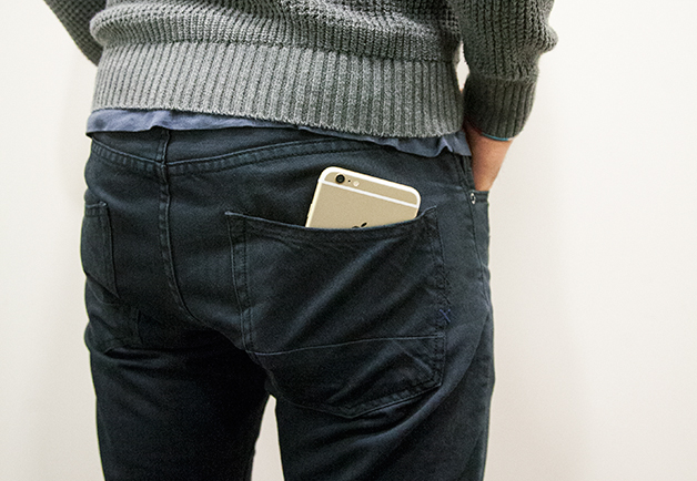 iphone-6-plus-back-pocket-02.jpeg