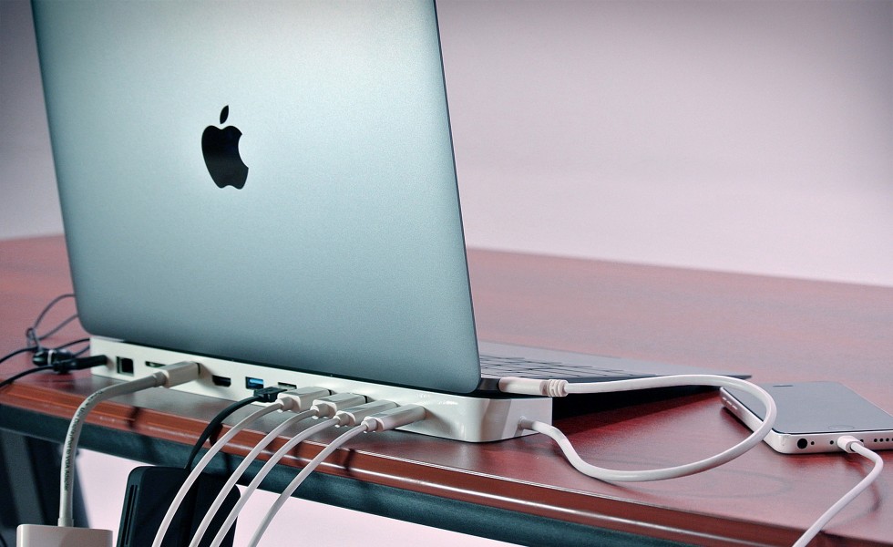 HydraDock-For-Apple-MacBook-980x600.jpg