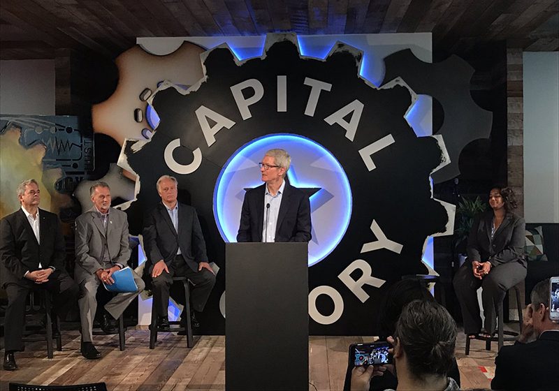 tim_cook_capital_factory_2-800x560.jpg