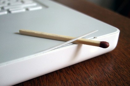 crackingmacbookmain-420x0.jpg