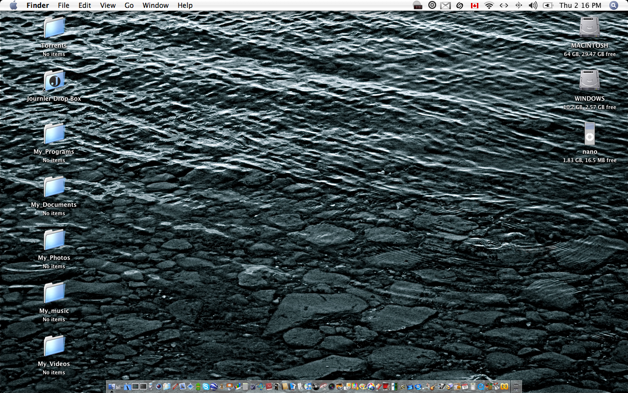August_Desktop_2007_by_jawnx108.png