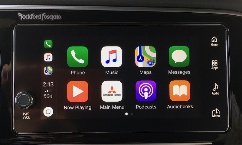 outlander_carplay_home.jpg