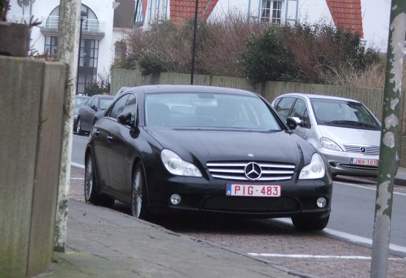 Mercedes_CLS_55_AMG.jpg