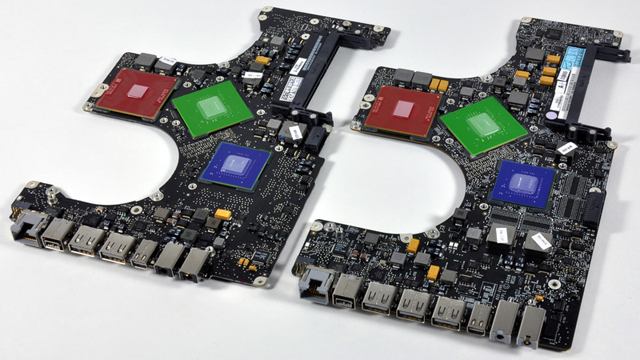 15_17_macbookpro_logicboard_ifixit.png