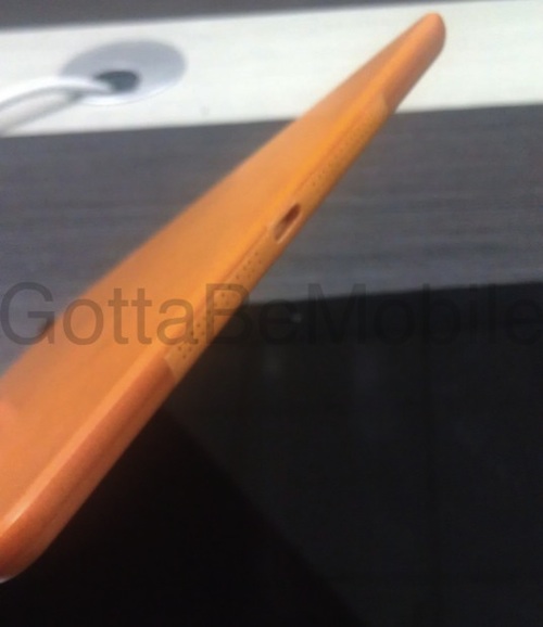ipad_mini_model_edge.jpg