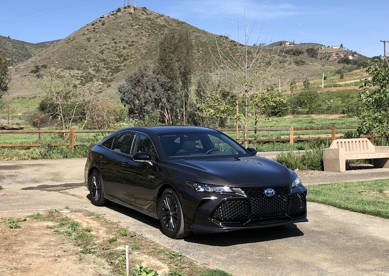 2019_toyota_avalon.jpg