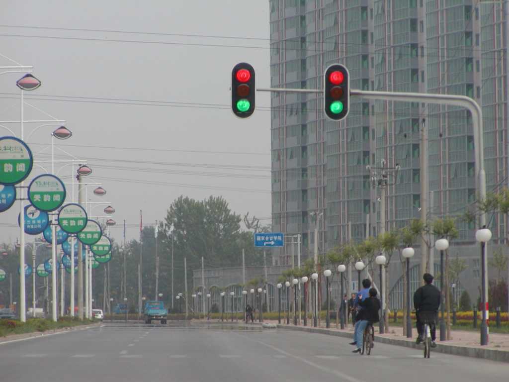 weird-traffic-light-1024x768.JPG