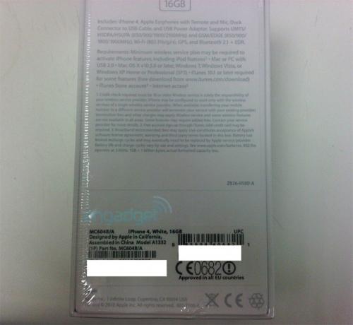 155621-white_iphone_4_box_rear_500.jpg