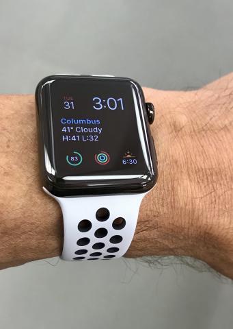 apple watch nike sport band pure platinum black