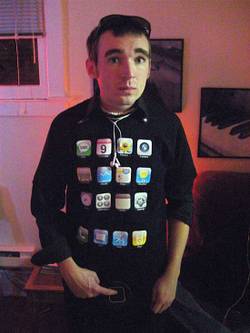 iphone_costume_7.jpg