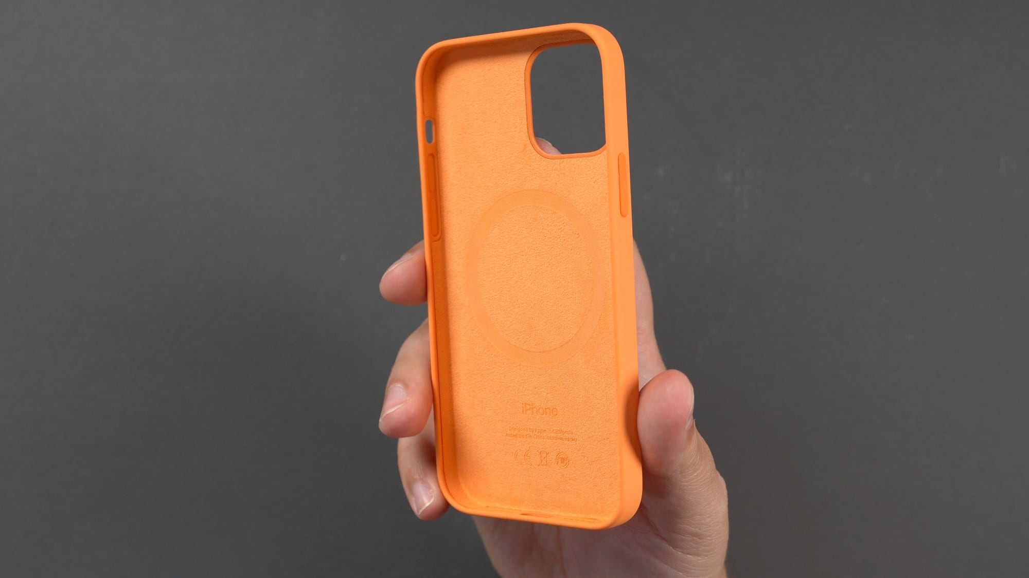 Hands On With Apple S Iphone 12 And 12 Pro Magsafe Cases Macrumors Forums