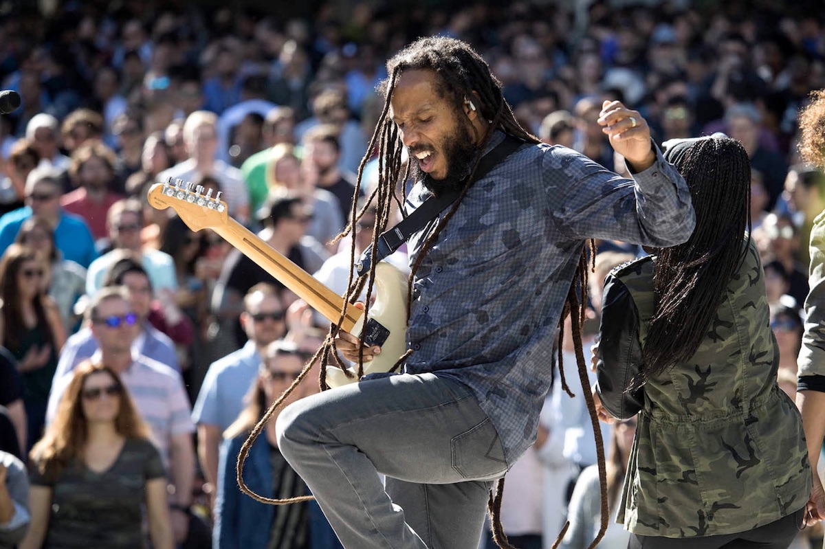 ziggy-marley-apple-beer-bash.jpg