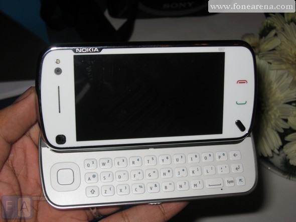 nokia-n97_18.jpg