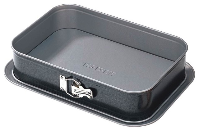 traditional-cookware-and-bakeware.jpg