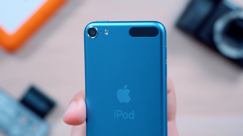ipodtouch1.jpg