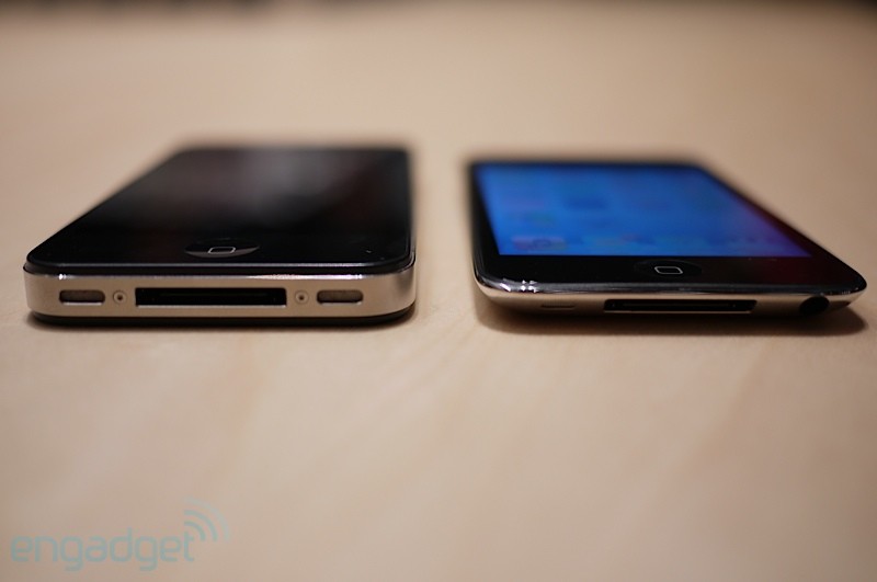 ipodtouch2010hands13.jpg