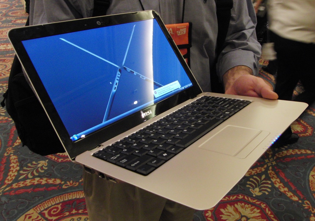 msi-x-slim320-2.jpg