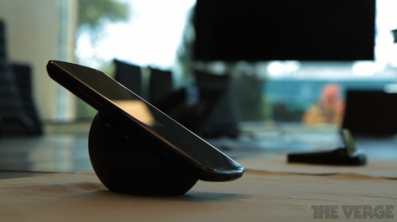 wireless_charging_orb_nexus_4-580x325.jpeg