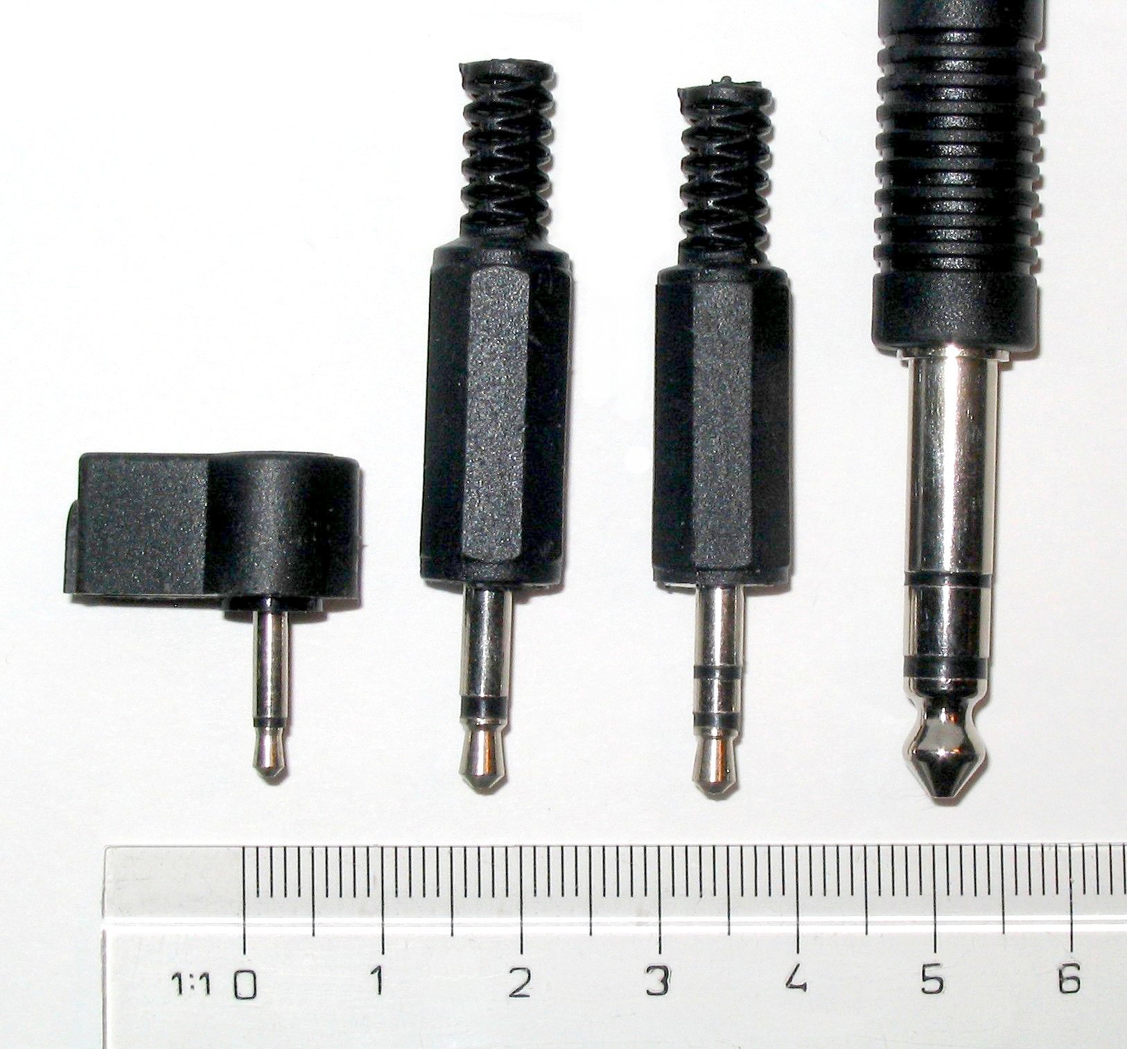 Photo-audiojacks.jpg