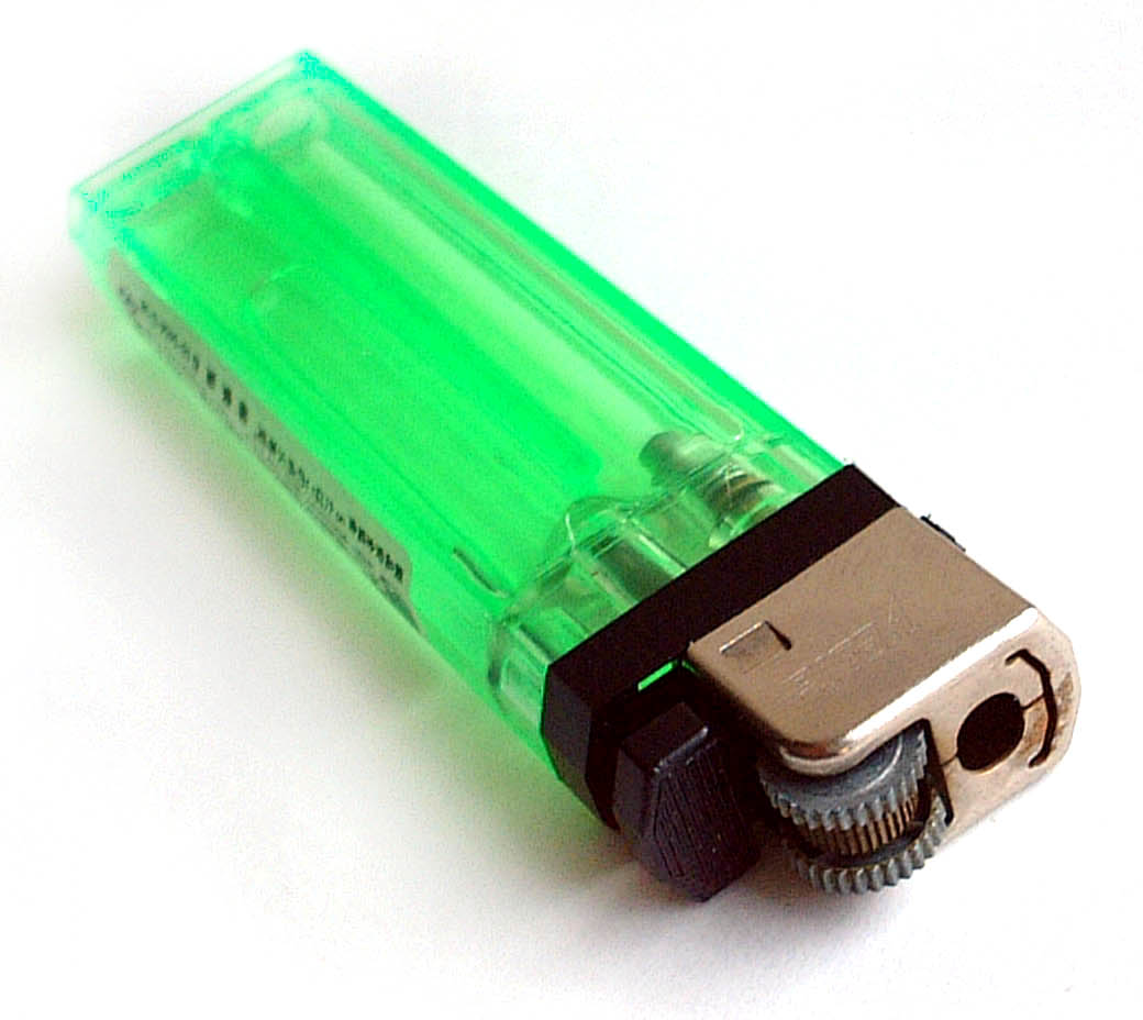 100_Yen_lighter.JPG
