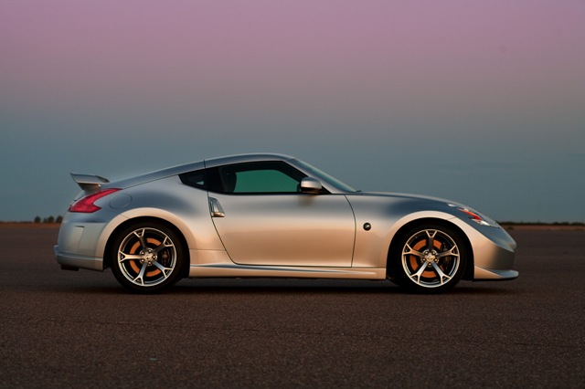 2009nismo370z3.jpg