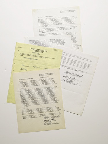 apple_computer_contract_papers.jpg