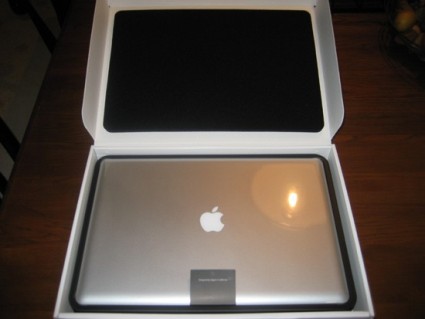 17-inch_MacBook_Pro_Unboxing_8823.jpg