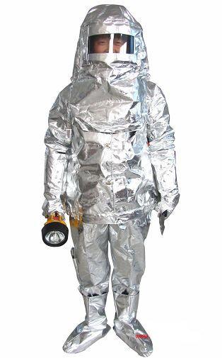 1370575_firemanoutfit.jpg