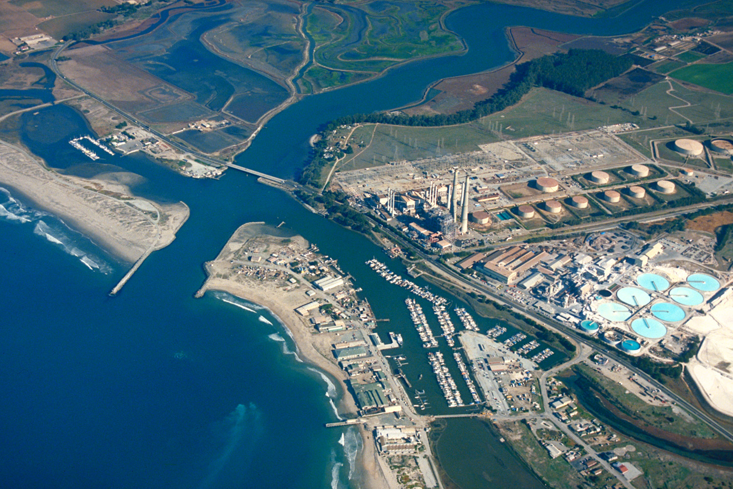 Moss_Landing_California_aerial_view.jpg