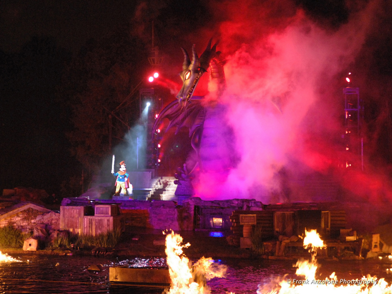 FA_desktop_Fantasmic5_800.jpg