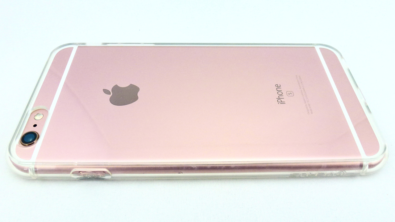 Verus-Crystal-Mixx-on-iPhone-6s-Plus-Back.jpg