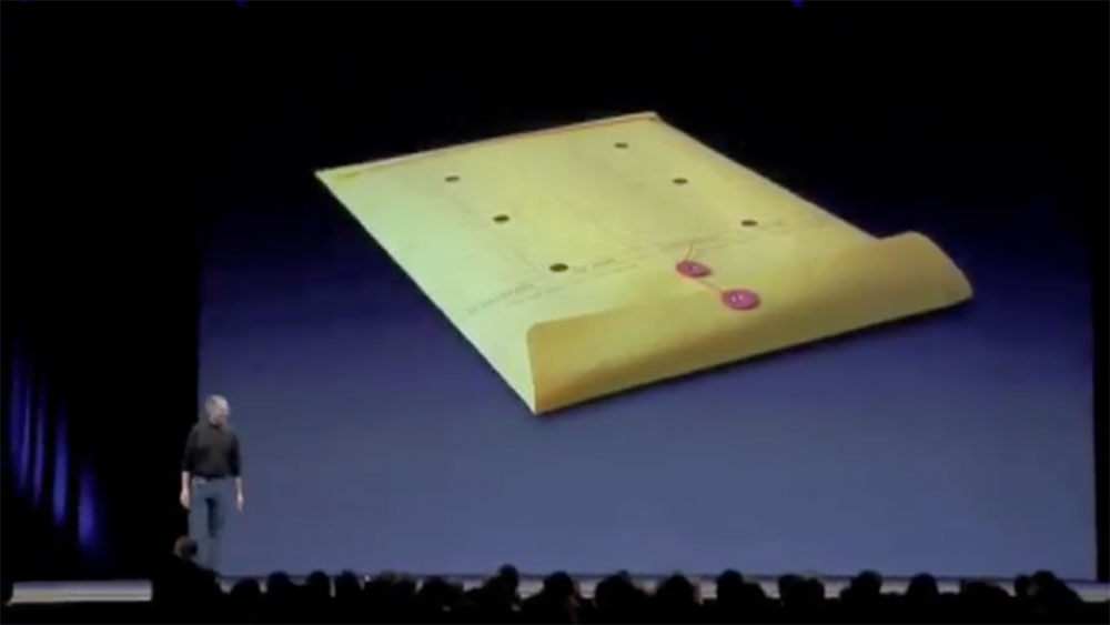 MacBook-Air-Envelope-Steve-Jobs-2008-Keynote.jpg