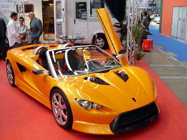 0401_14z+k_1_attack_roadster+top_front_right.jpg