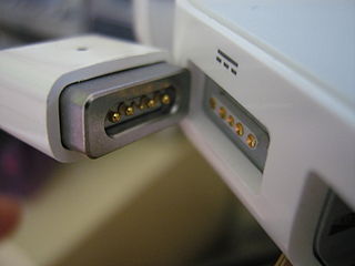320px-MagSafe1.jpg