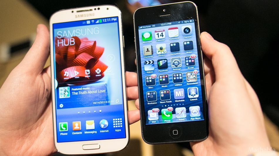 galaxy-s-4-vs-iphone.jpg