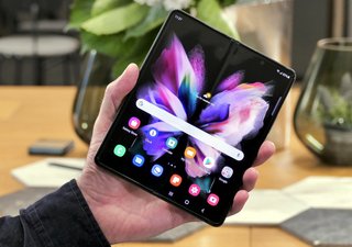 z-fold-3-open-screen-0001.jpg