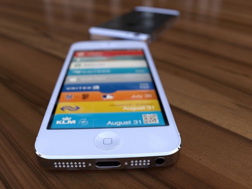White-iPhone-5-01.jpg