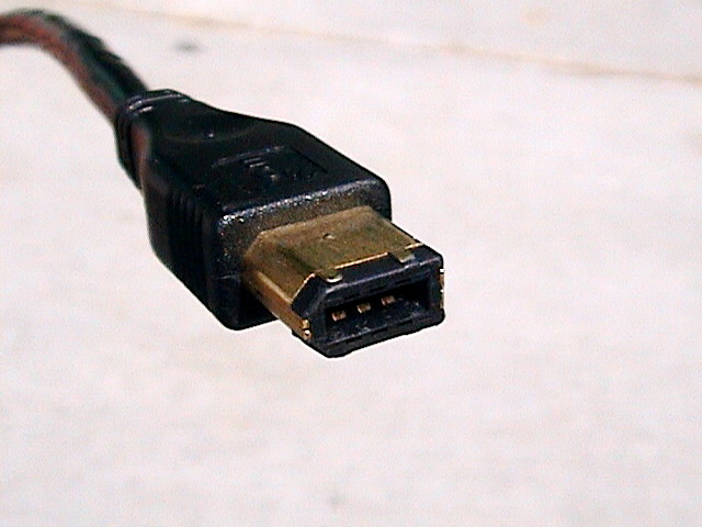Firewire6-pin.jpg