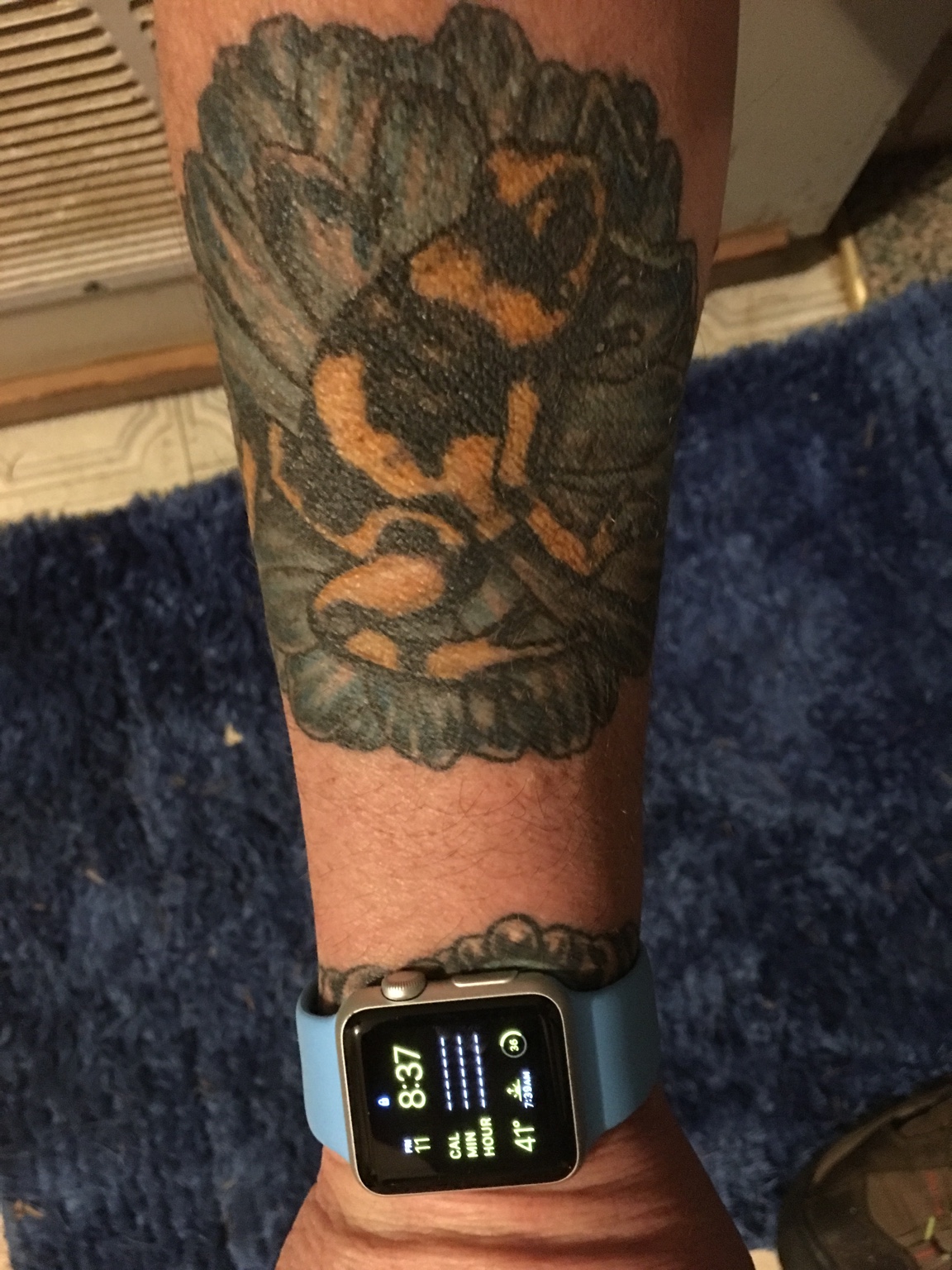 0bed0f04d41667819b405a190dbc46db.jpg