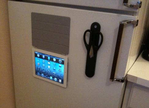 ipad-2-fridge.jpg