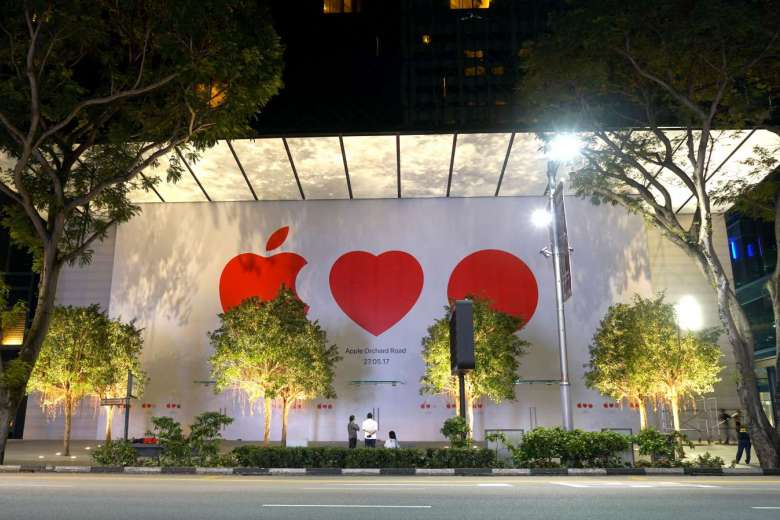 Singapore-Apple-Store.jpg