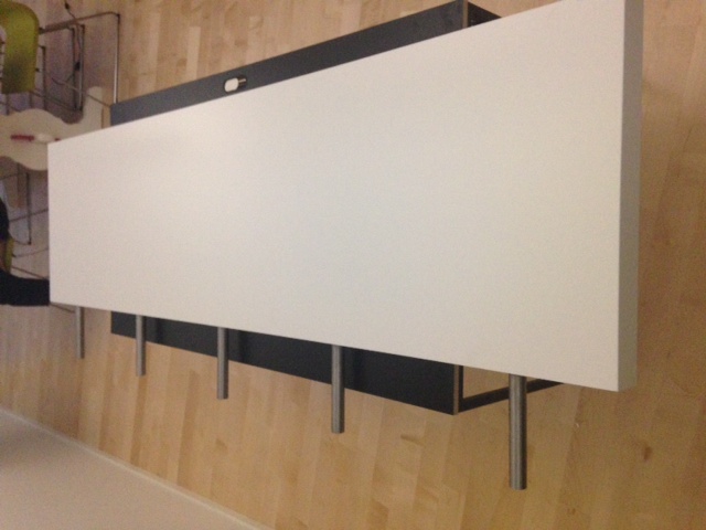 TH_IKKE_SLETT_bord_plate.JPG