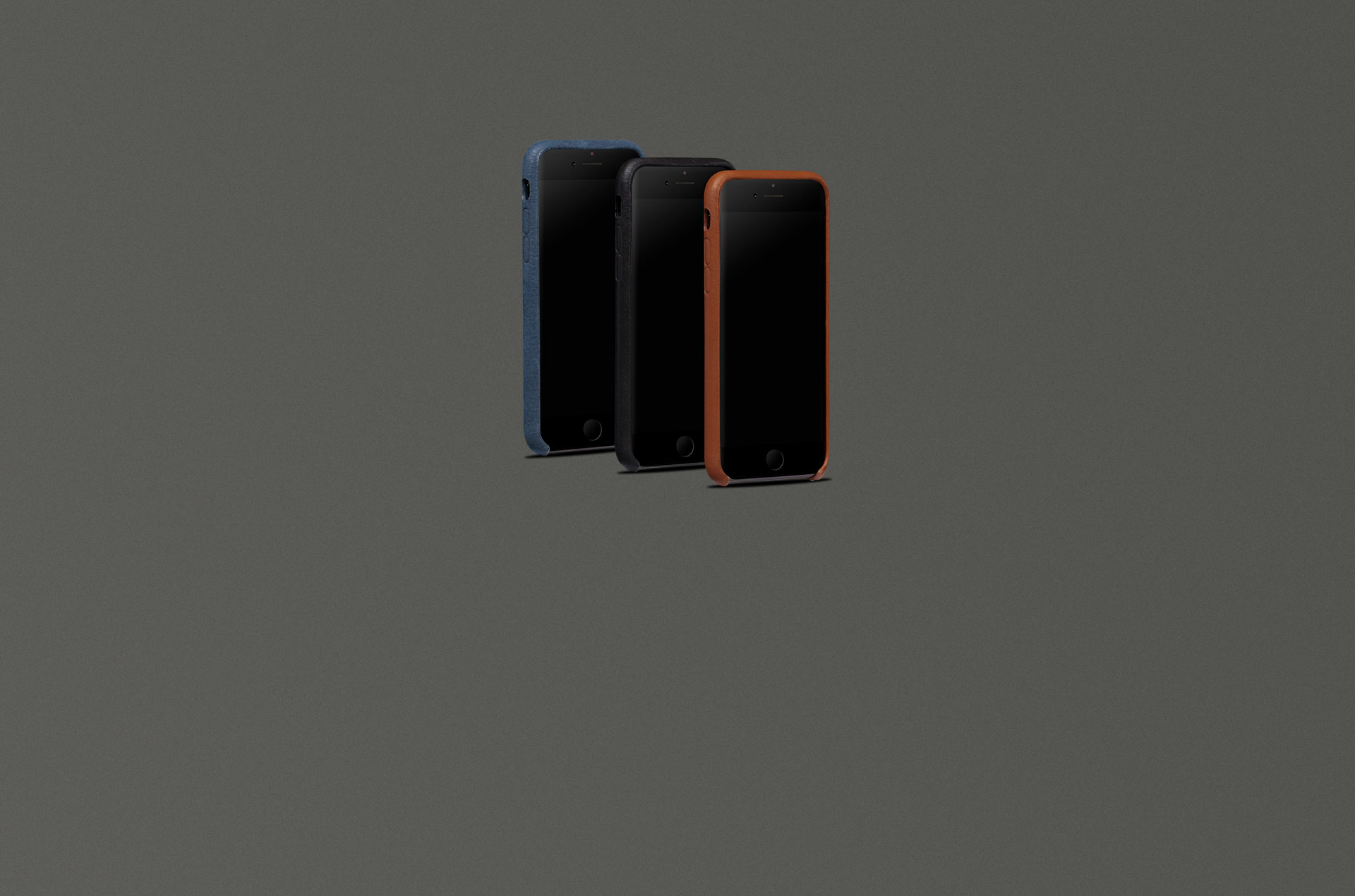 iphone7_leatherskin_detail_4_desk_012617.jpg
