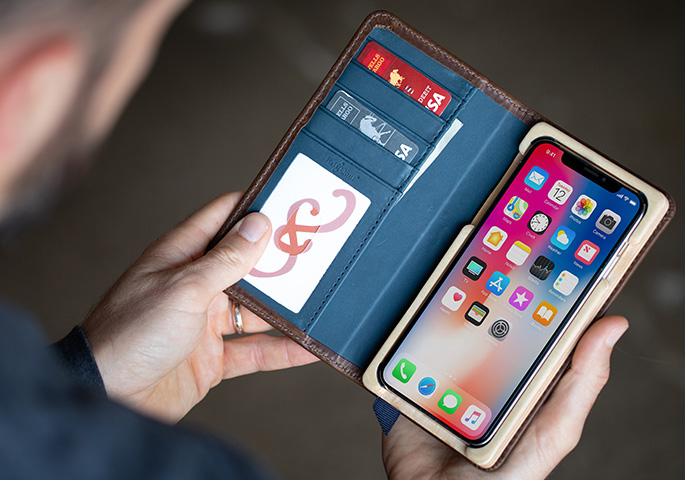 luxury-book-xs-max.jpg