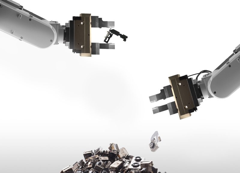 appledaisyrecyclingrobot-800x577.jpg